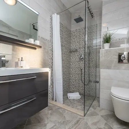 Apartment Ml