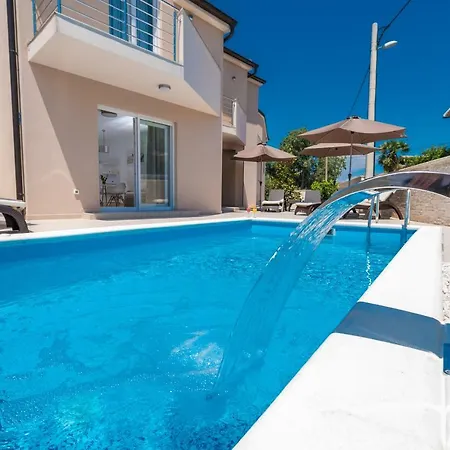 Ml דירה פאקוסטאן